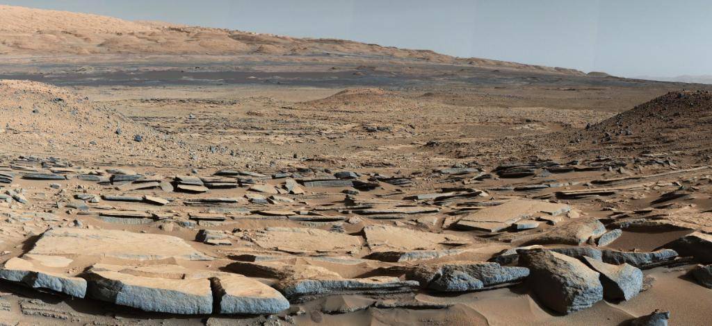 SpaceToday1's tweet photo. Que outros segredos estão escondidos nessas rochas, esperando para serem revelados? Hoje tivemos um belo exemplo dos mistérios guardados nas rochas marcianas, mas o que mais poderá ser descoberto? https://t.co/xaEPRSj4CA