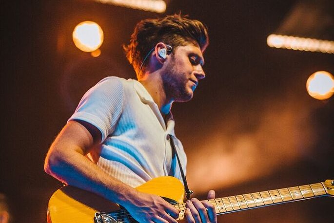 NJHNEWS's tweet photo. niallhoran: MELBOURNE 🇦🇺 📸 @gleesonjess https://t.co/0tjAuqd3Bv