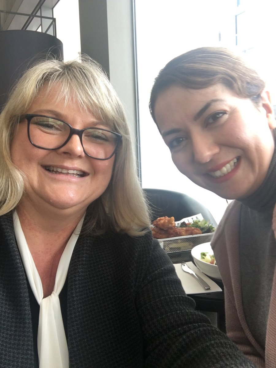 #ProudIMNISMentee #ProudIMNISMentor ⁦@_IMNIS⁩ ⁦@atse_au⁩ Catching up & having a lovely lunch! 🌟🙌🙏