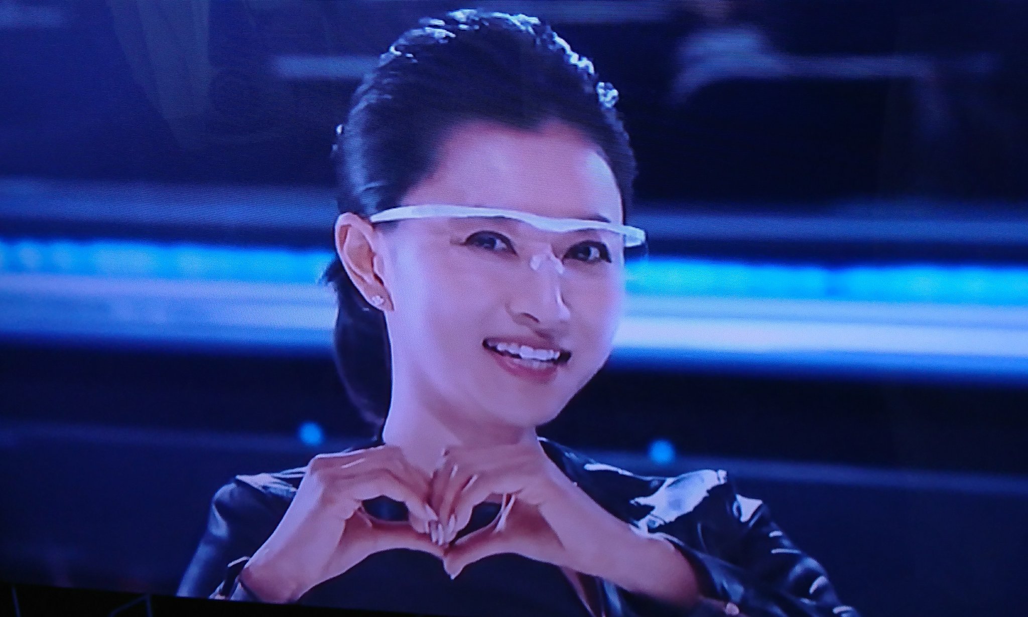 広瀬 隆之 ハズキルーペ だぁ い好きっ これだけインパクトの強いcmも久々だ 石坂浩二 舘ひろし 渡辺謙 菊川怜と Cmが変わる度にクオリティが低下するのもmade In Japan 品質か 菊川怜も老眼か T Co Iewf5co91y Twitter
