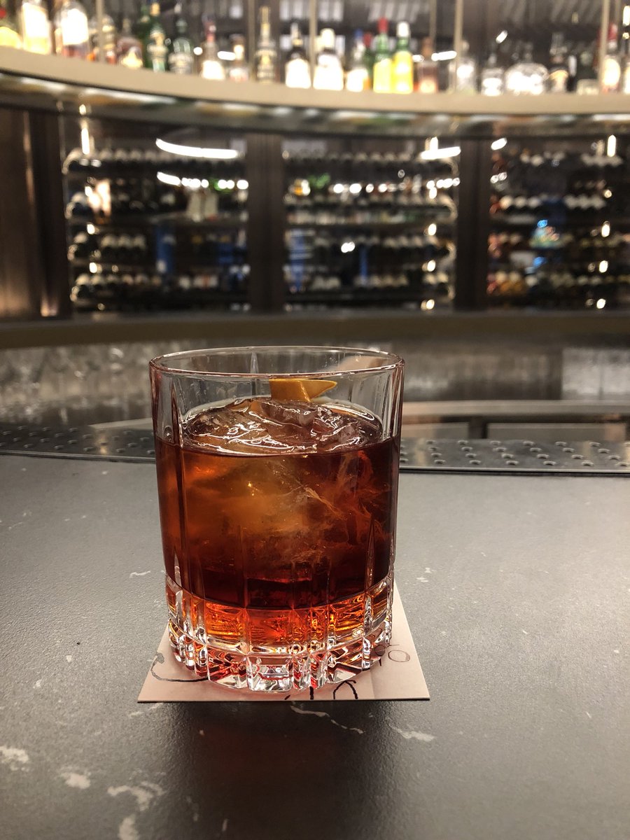 vermuteriapopup's tweet photo. Estamos viviendo la #negroniweek2018. El domingo 10 seremos nosotros quienes cierren la semana en @1862DryBar con una carta especial de Negronis. https://t.co/KMDpv6PGG1