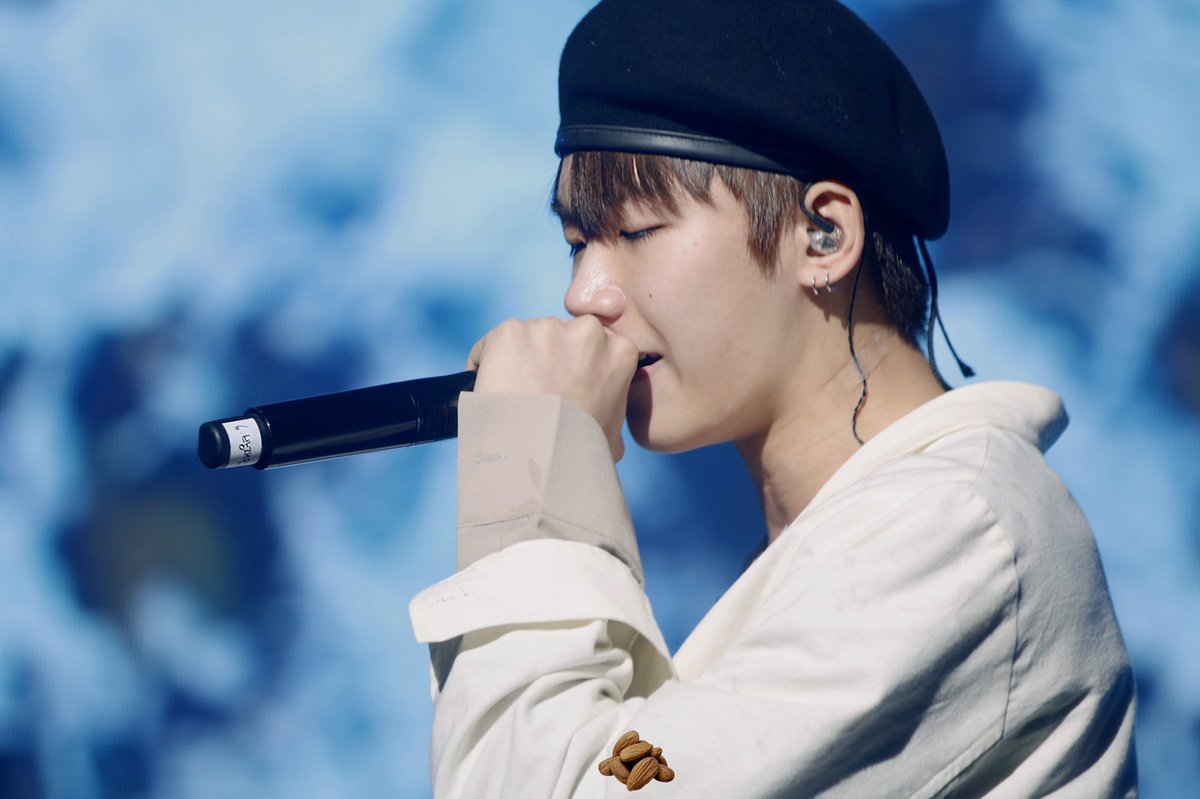 A_MOND_0326's tweet photo. 180606 The monster concert #9 
180606 더몬스터 콘서트 #9 

🎤🎤시리즈⭐️

#방재민 #amond #a_mond #에이몬드 
#키프클랜 #kiffclan #KIFFCLAN https://t.co/1K6npzjPBl