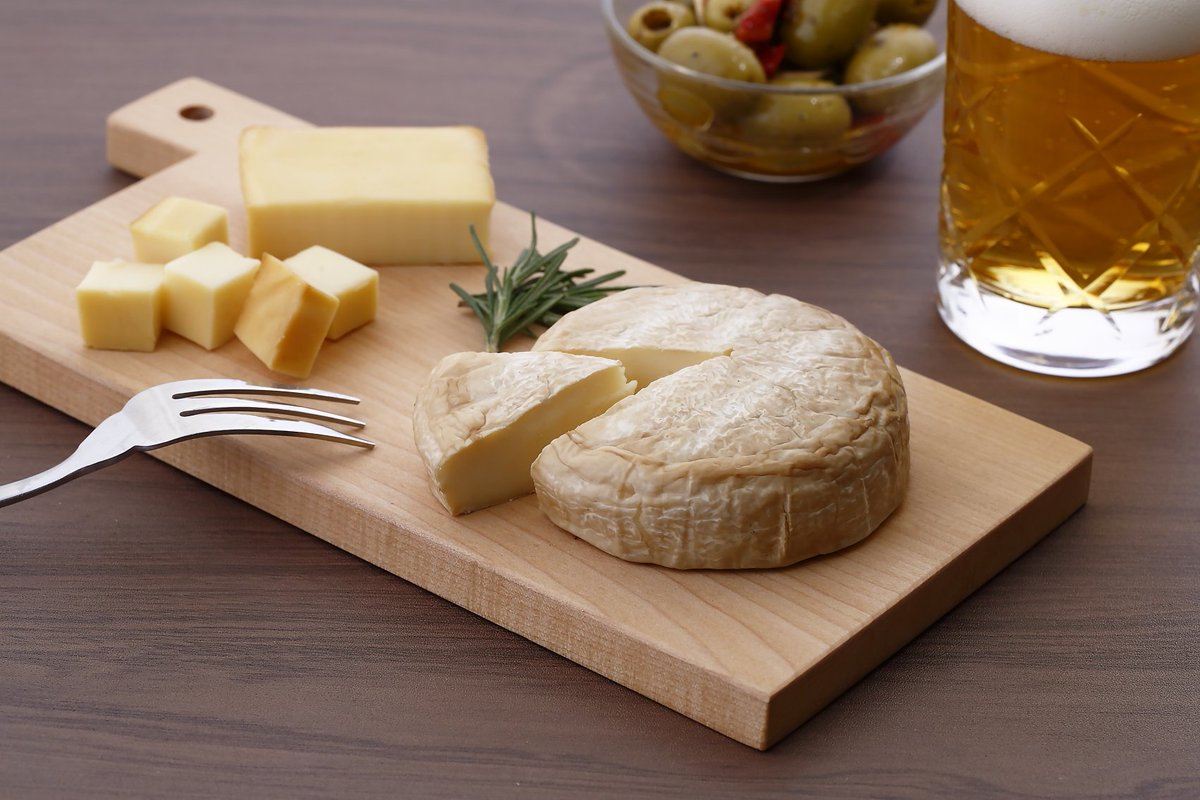 クッキング チーズ Auf Twitter 大泉学園南口徒歩3分 クッキング チーズでは 父の日に向け今年ブームのくんせいチーズ を販売中 当店オープン以来超売れてます 独自製法でナチュラルチーズのまま山桜チップでスモーク チーズ屋さんが選んだチーズだからこそ 絶妙