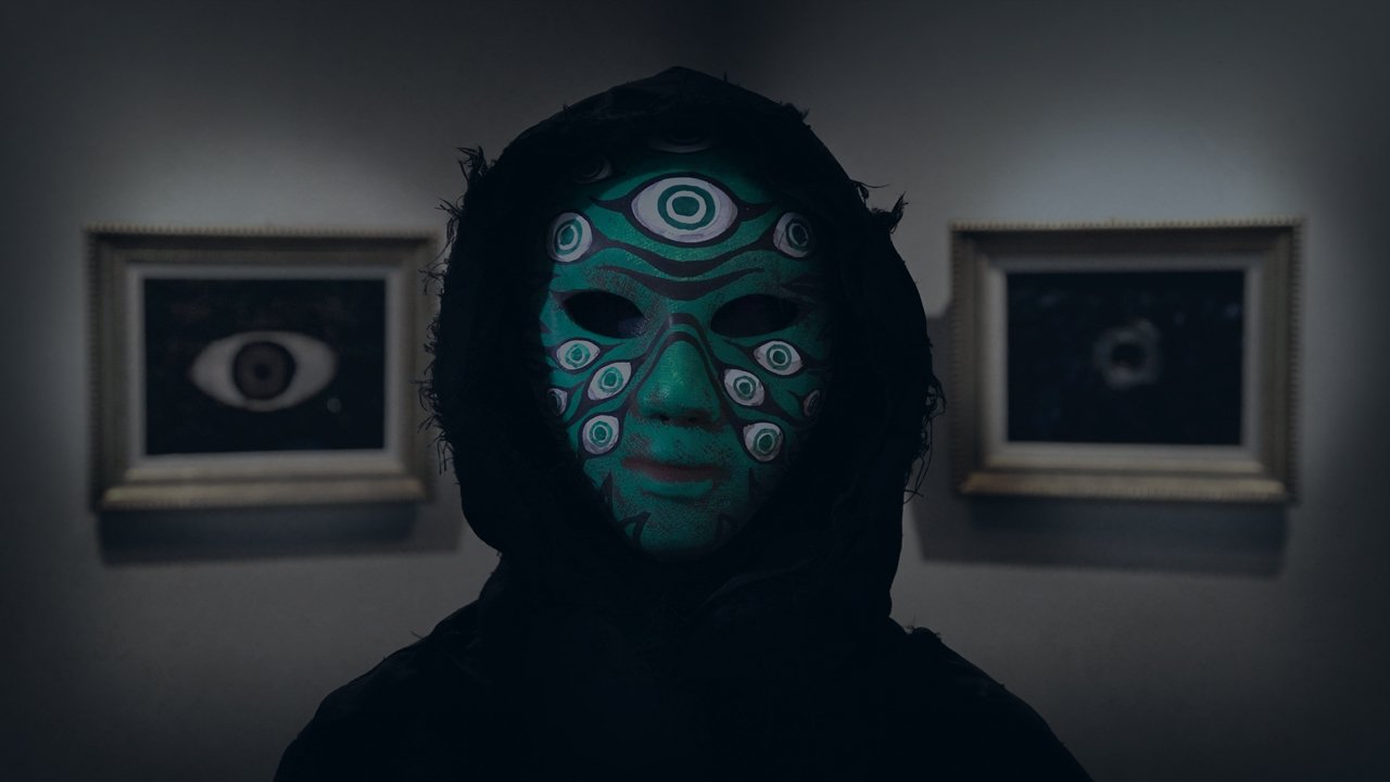 日本一ソフトウェア Closed Nightmare 建物を徘徊する不気味な仮面 たちは 言葉が通じず行動の意図も読み取れない 心霊現象のような事も起こり 手記には この地は 怨霊 で満ち溢れ 正気を保っているのはもはや自分だけ という記述も ッス