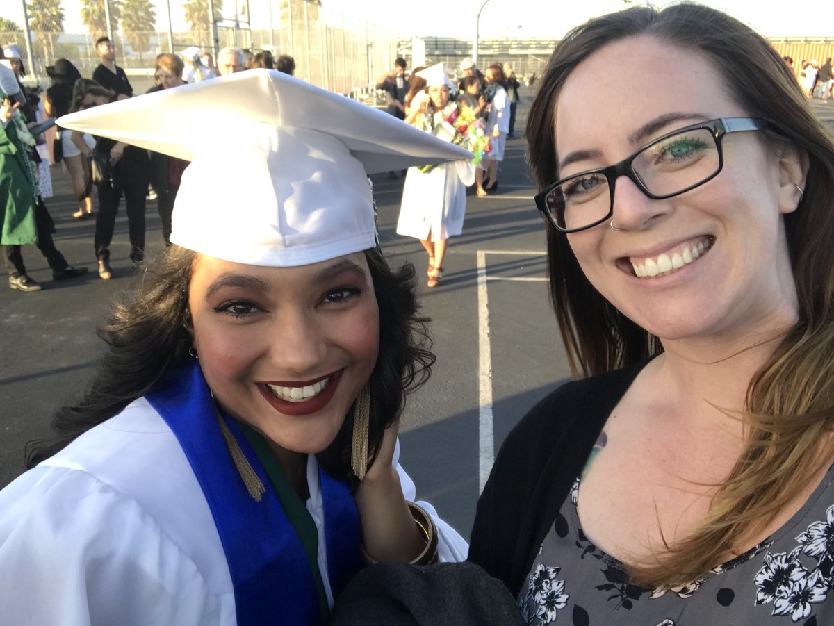 MsGlubka's tweet photo. Congrats c/o 2018!!! You are amazing and I am so proud!💗 #graduation2018 #rhsmustangs https://t.co/PRmVaOv8HE