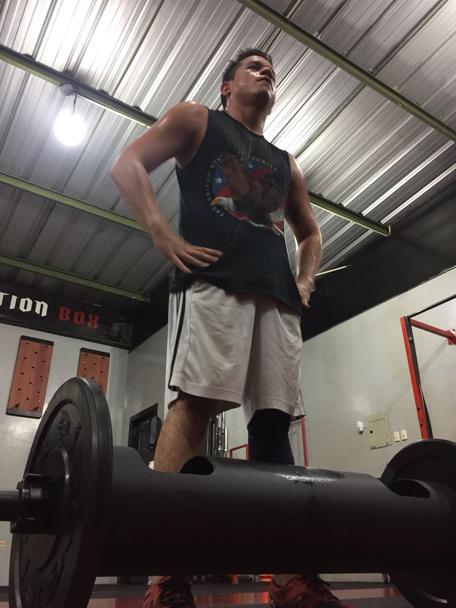 miguelsubia's tweet image. #EvolutionBox 💪