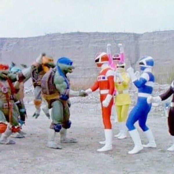 fatherrs's tweet image. Kanye and Kid Cudi fans meeting up for #KidsSeeGhosts
