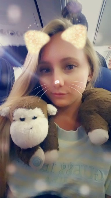 About to pass out on this flight! See you tomm #Pittsburgh! ✌✈ https://t.co/Ti5uN0qhzm