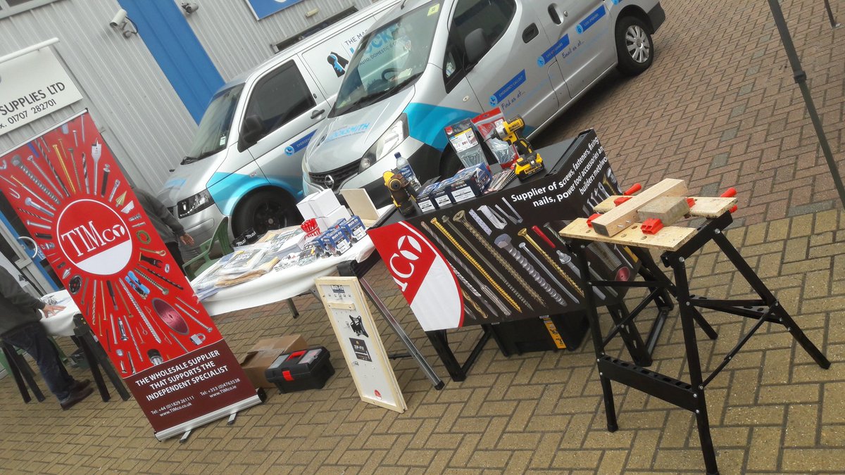 jonesalex7's tweet image. Trade event now on at ALPHA PNEUMATIC SUPPLIES hatfield, product support and demonstrations on #ZIPFIX #MULTIFIXSTELLA and EXPRESS NAILS! @TIMco_tweets