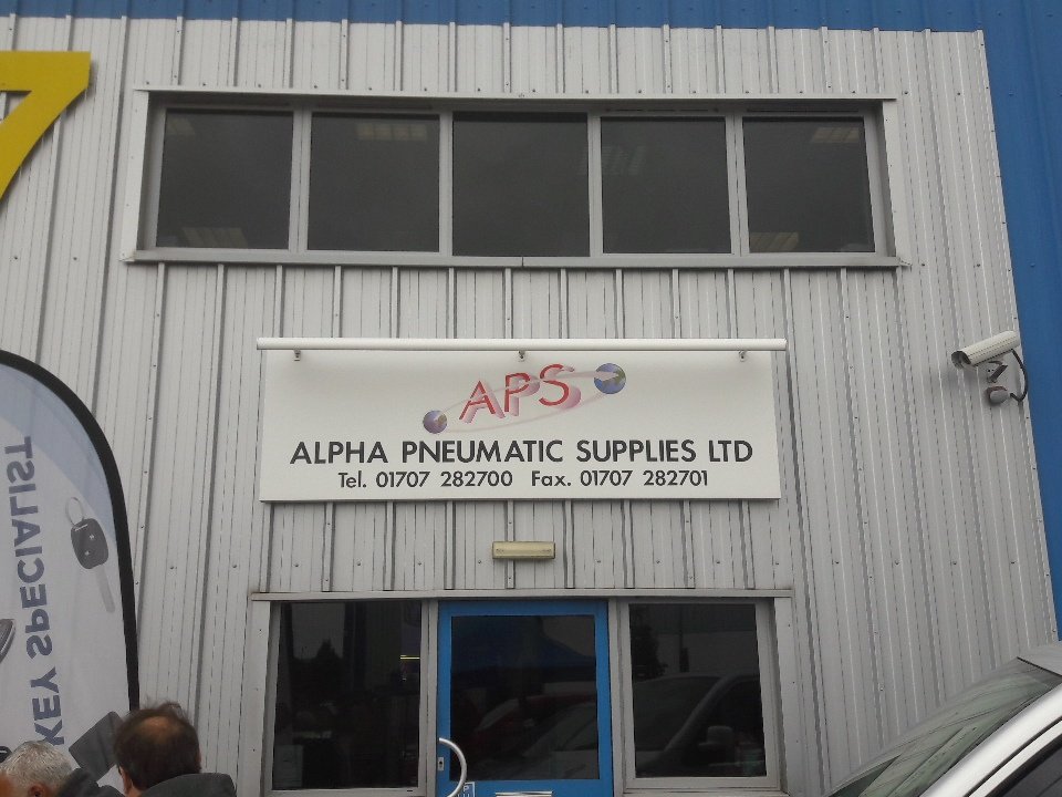 jonesalex7's tweet image. Trade event now on at ALPHA PNEUMATIC SUPPLIES hatfield, product support and demonstrations on #ZIPFIX #MULTIFIXSTELLA and EXPRESS NAILS! @TIMco_tweets