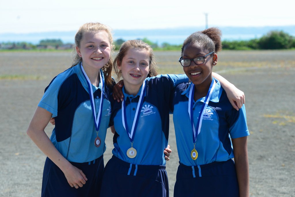 College celebrate tropical sports day! ift.tt/2HwmaUi