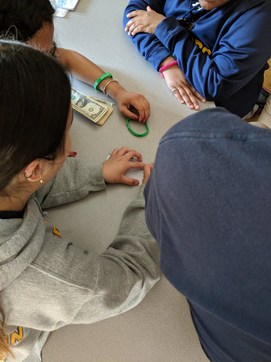 BPSEdwards's tweet image. EMS Eagles researched, developed, and implemented a fundraiser to support suicide awareness in CREW, raising OVER $500 by designing and selling popsockets and bracelets!! @BostonSchools @onebeadthechange, @SuptChang @SamaritansHope