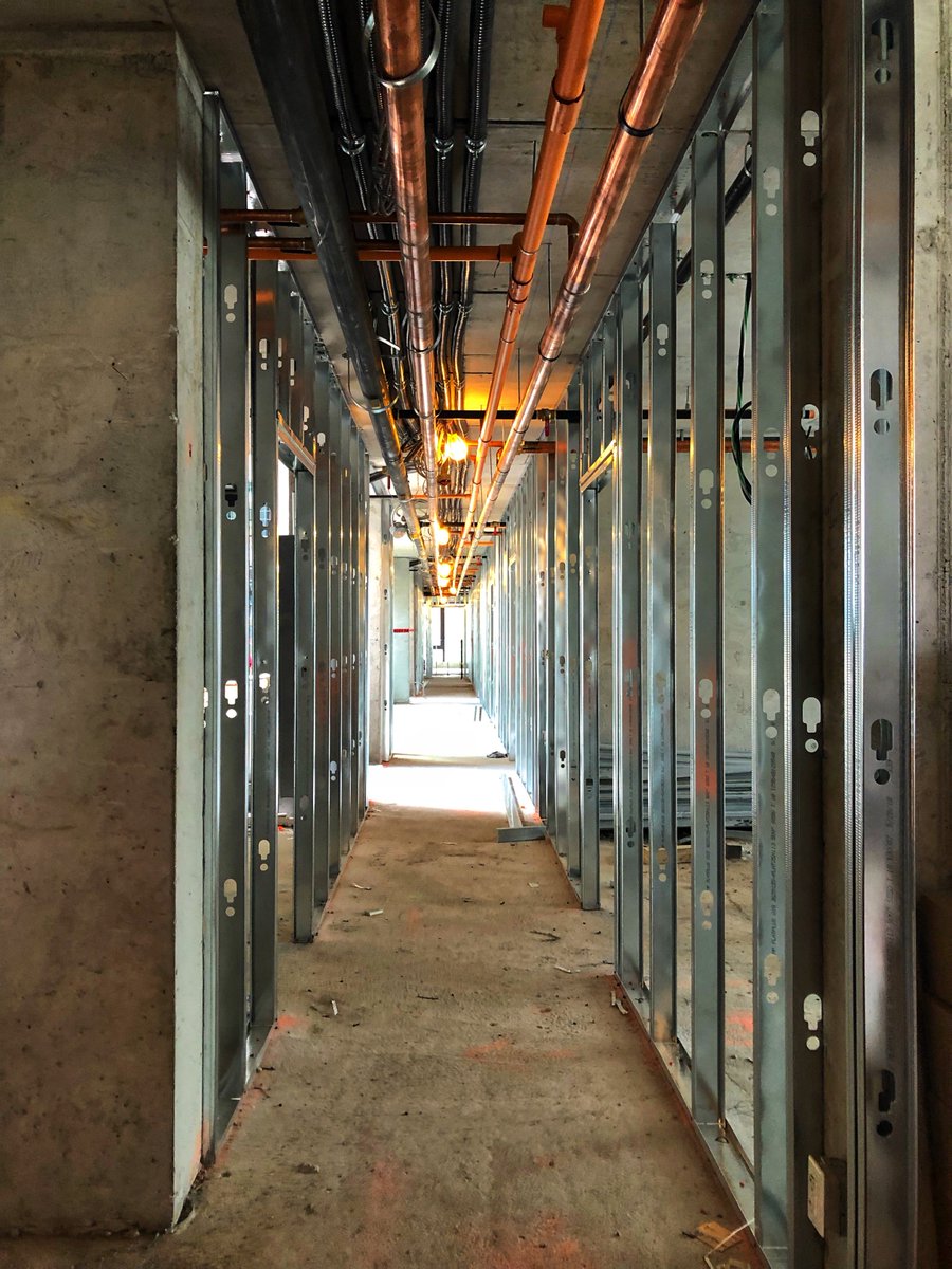 CDDevelopments's tweet photo. Construction Update π: A huge amount of progress can be seen at 150 Redpath! Concrete was just poured on the 15th floor, and windows continue to be installed. #150Redpath #CapitalDevelopments https://t.co/EcYDnZ2PYO