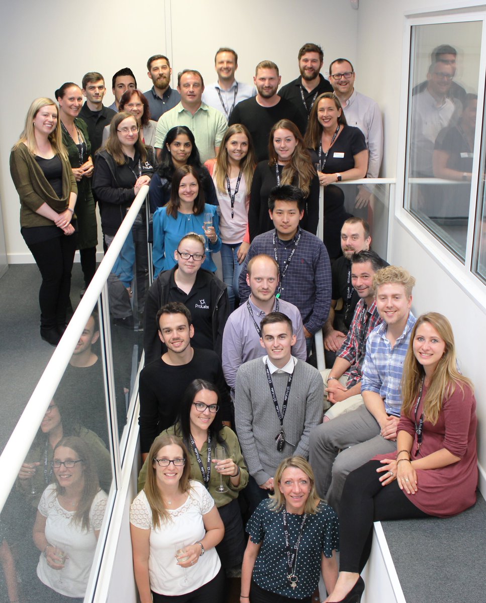 ProLabs_Global's tweet image. What a beautiful team :) #Prolabs #bestteamever #bandpout #fridayfeeling