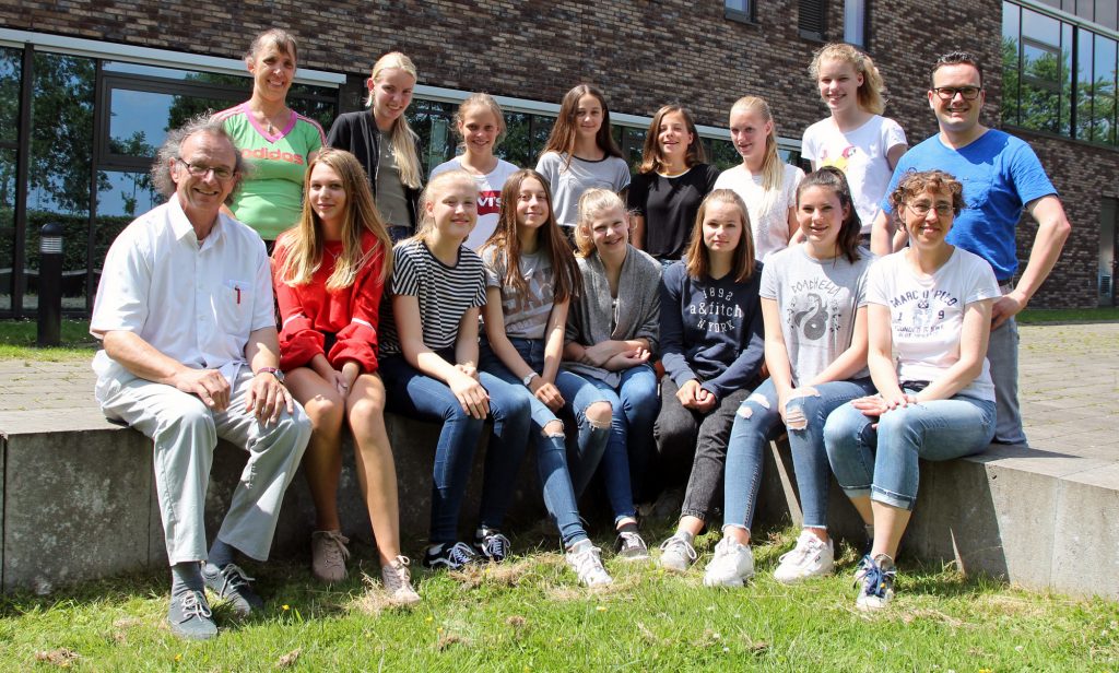 8knieuws's tweet photo. Leerlingen school Bochum brengen tegenbezoek aan Lauwers College - https://t.co/eqNDZCVYep https://t.co/iLSuQ2cdNR