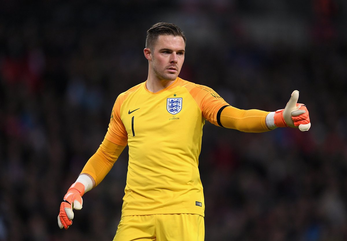 Time to make the key choices for England’s starting XI. Who do you pick? 

🔁 RT for Pickford
❤️ FAV for Butland