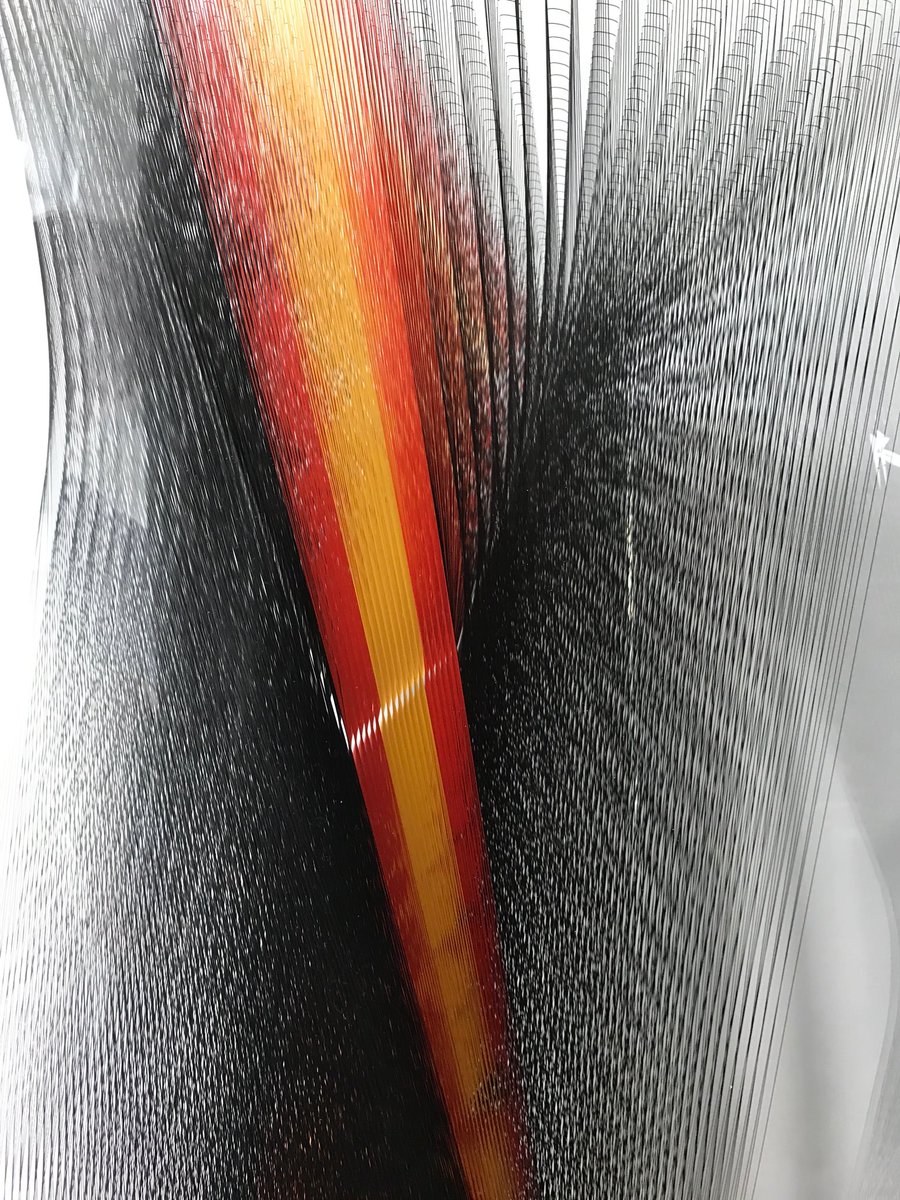 rob_currie_art's tweet photo. ‘489,600cm of Nylon Monofilament’ 
3328 converging lines that never touch
.
.
#abstract #contemporary #art #lines #drill #contemporaryart #sculpture #artwork #structure #abstractart #nylon #monofilament #artist #london #system #robertcurrie #process #linear #chaos #order #acrylic https://t.co/y0eRQLAnPC