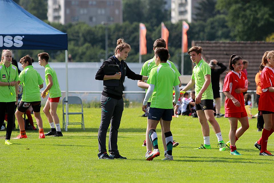 Unss23's tweet photo. Les Jeunes officiels ont aussi eu un rôle important dans le bon déroulement du championnat de France UNSS rugby minimes filles @aclimoges @unss @lpetrynka https://t.co/snr8yiIoH9
