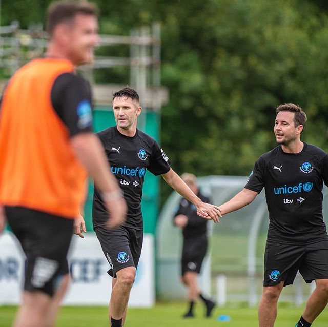 martin compston tweet media