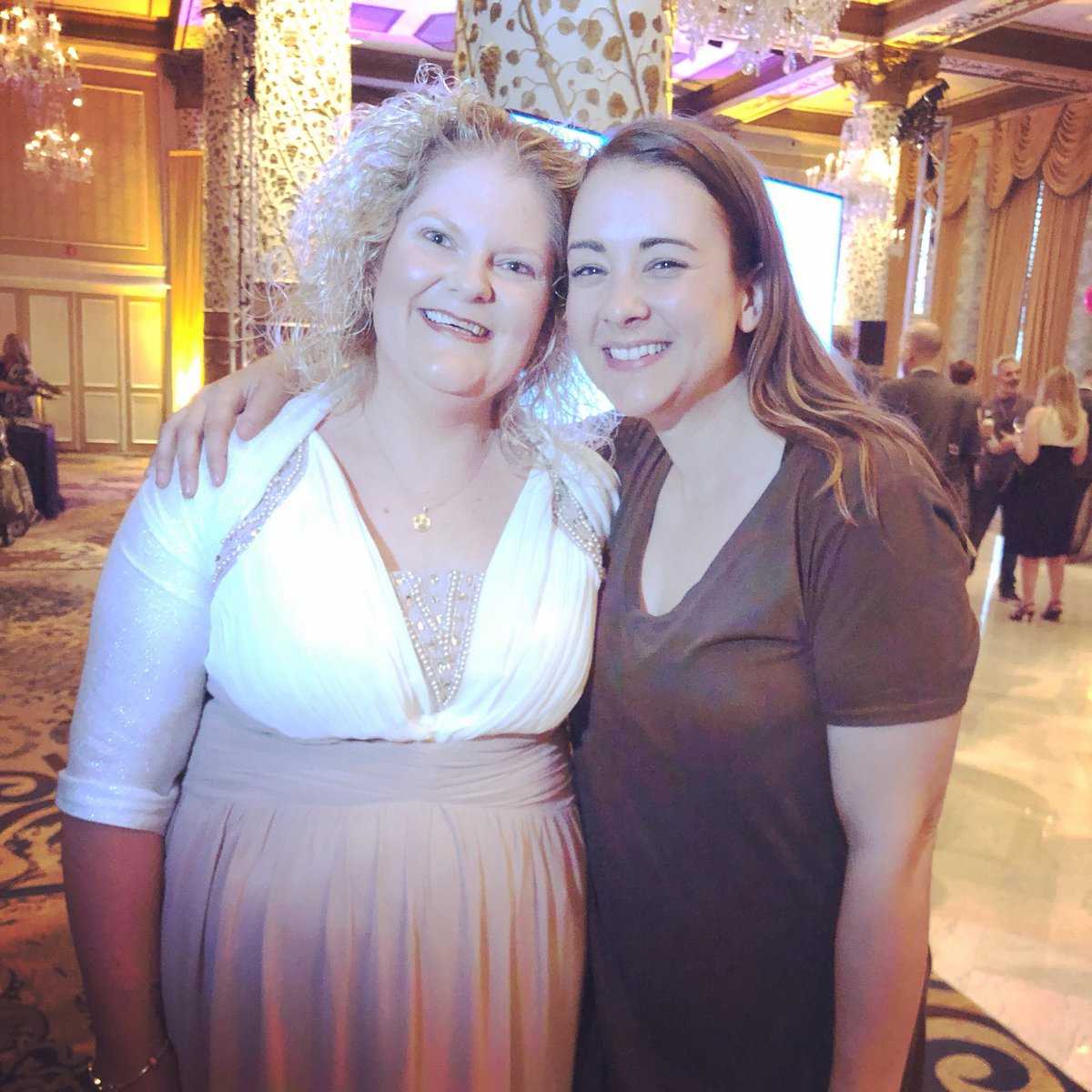 eggsperiences's tweet photo. Happy early 40th birthday @LouiseJoyBrown who is the World’s First Test Tube Baby.
.
Check out interview with Louise on @eggsperiences website: https://t.co/a31CqhHBp6
.
#fortyandfabulous #mrsi #lousiebrown #firstivfbaby #EggClub #eggsperience #EggologyClub #podcast https://t.co/AQ69lPJ0Yt