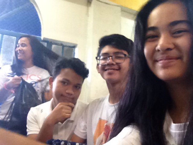 auxbreeeee's tweet photo. HAPPY BIRTHDAY MANA @rmanalese8 hirap manghanap ng pics haha miss ko na yung sigaw mo kahit nakakatakot actually may record ako nung sinisigawan mo kami dun sa mary did you know mga 30 mins ung haba HAHAHA anyway salamat sa lahat ily and enjoy ur day πππ #SaintJosephPabibo https://t.co/jRFpxrtq5b
