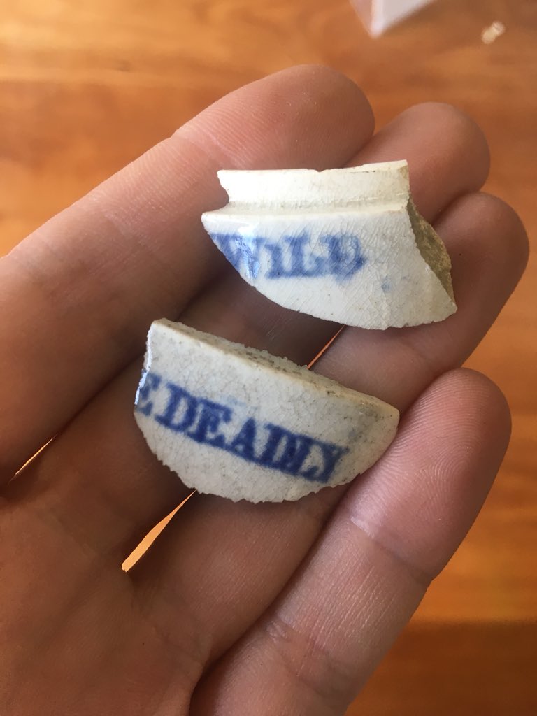 muckymaiya's tweet photo. Spent two weeks in New York looking for evidence that (contrary to popular opinion) the Shakers were neither plain, nor simple. Think we might finally have nailed it #DiggingDarrow https://t.co/GCcYQFkpew