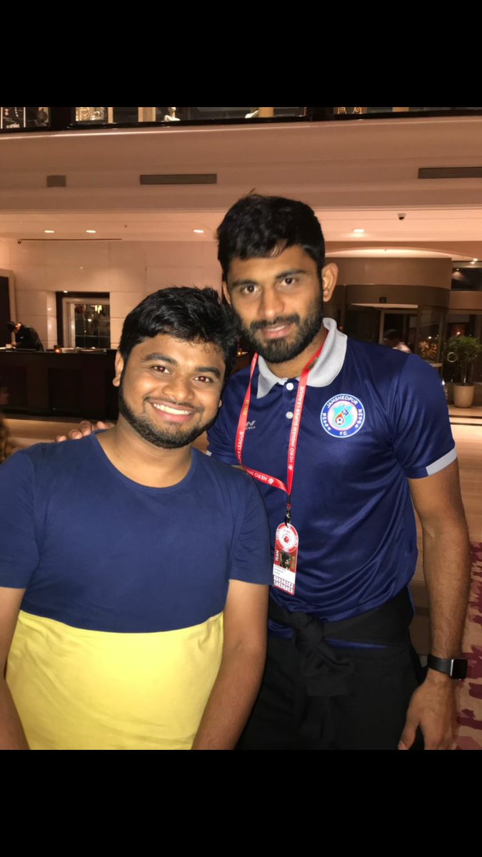 mufeed_aziz's tweet photo. One of the best signing done by Kerala blasters... The local boy joins the local club... @anasedathodika @KeralaBlasters #WelcomeAnas #kbfc https://t.co/OFJuD1ueHO