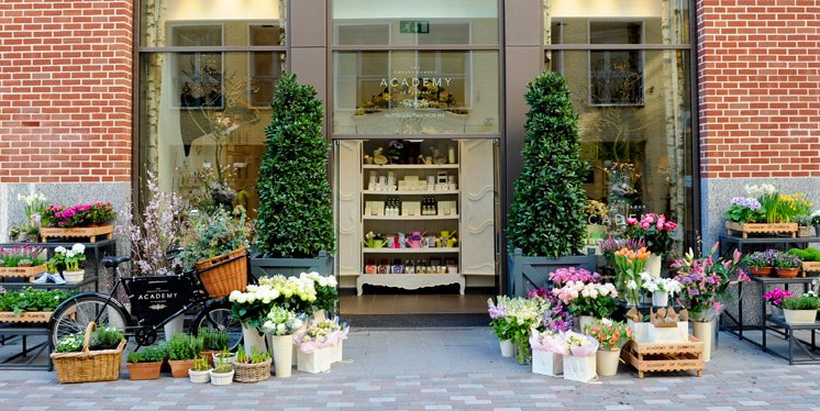 Brighten up your home with a lovely bunch from <a href="/academyflowers/">Academy of Flowers</a>. Fancy yourself a floral expert? Try their flower design course and flourish.