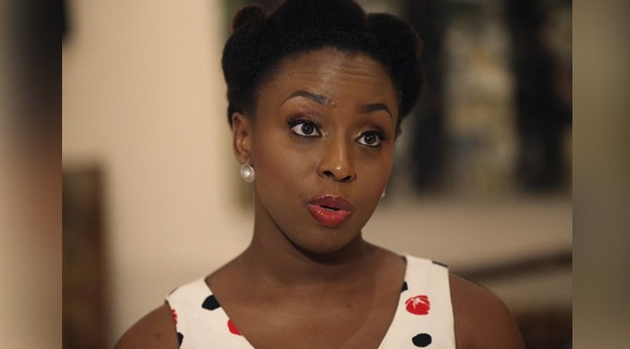 OnwardNG's tweet image. Chimamanda’s feminist comment causes storm on Twitter dlvr.it/QWcy7w