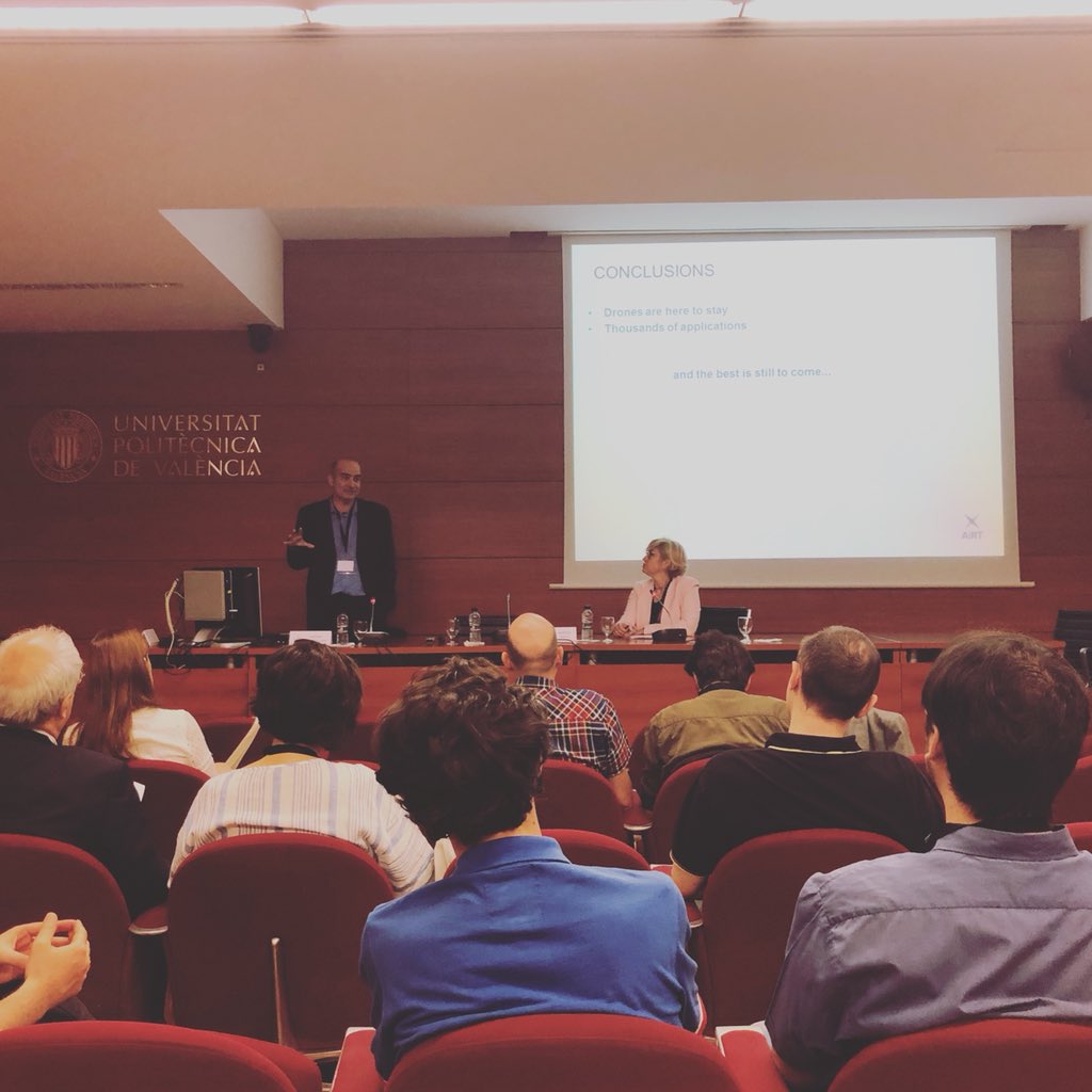 AiRTproject's tweet photo. We continue with J. Ramiro Martinez de Dios de @unisevilla in #AiRTWorkshop in @UPV #upv  #AiRT !! The first #indoordrone for the
#creativeindustries #RPAS #eucommission #horizon2020 #horizon2020_732433 #h2020_732433 #eu 

@pozyxLabs @weareclearhead @AeroToolsUAV @UPV https://t.co/336DEmfxMb
