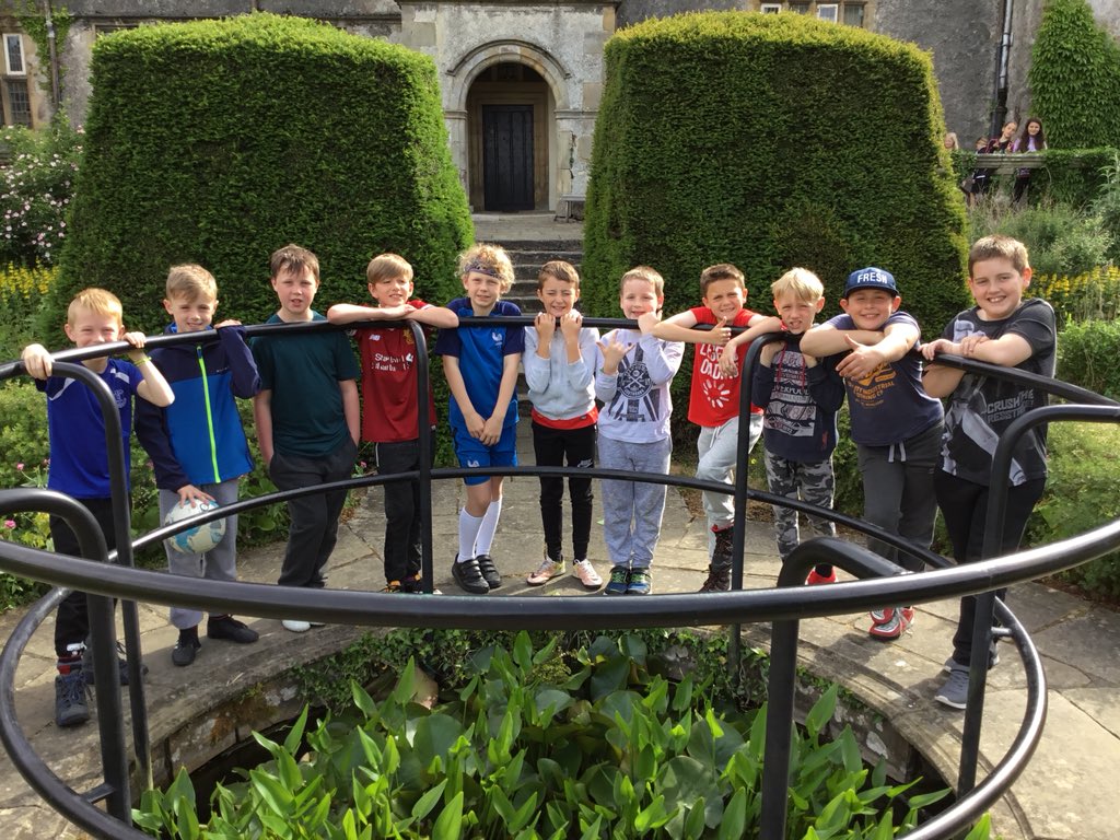 CLPSyr5's tweet photo. Day 3  - we’re promised an action-packed morning with archery, low ropes, leap of faith and the ghosty-wosty tour of the old hall.
See you all this afternoon 😎😎 https://t.co/O9dxsXne9X