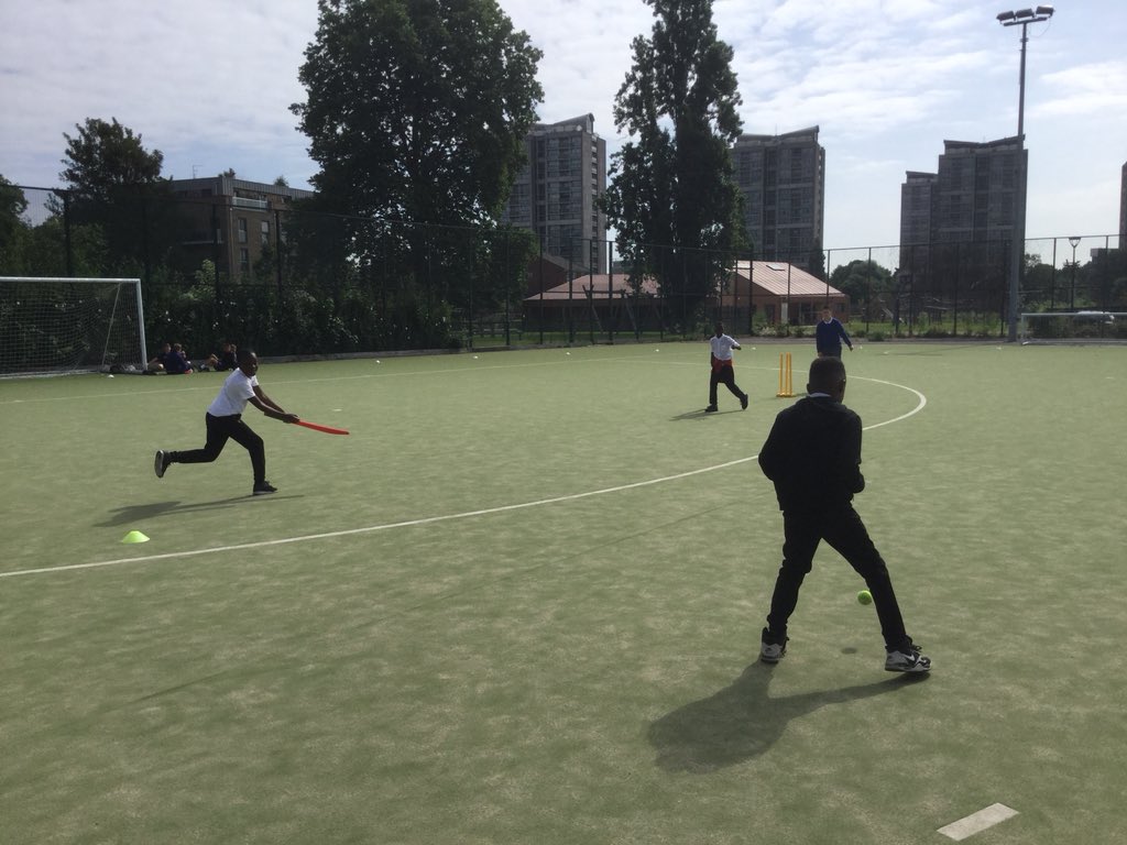 LarkHallPrimary's tweet photo. Final cricket competition of the week! Year 6 boys turn! Starting off today having a little warm up. Updates of how they get on will be on here throughout the day! 🏏

#lhuph #lhhealthylivingweek2018 #lhcompetition #lhtrip @Lambeth_SG https://t.co/SybFzodg6e