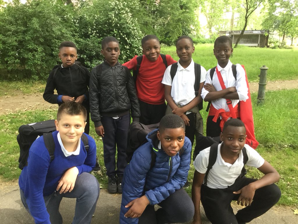 LarkHallPrimary's tweet photo. Final cricket competition of the week! Year 6 boys turn! Starting off today having a little warm up. Updates of how they get on will be on here throughout the day! 🏏

#lhuph #lhhealthylivingweek2018 #lhcompetition #lhtrip @Lambeth_SG https://t.co/SybFzodg6e
