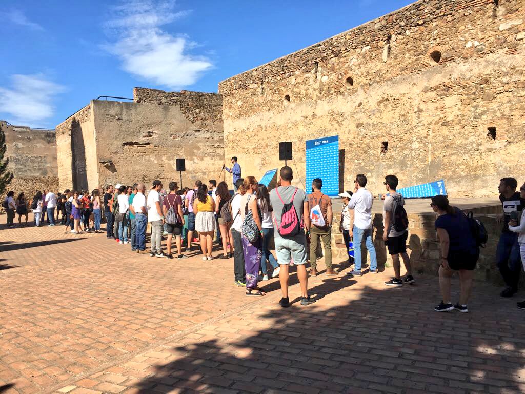 malagaimfe's tweet photo. 🏃🏽♀️🏃🏻 Grupos de trabajo y aventura preparados, listos... ¡YA! #EscapeCastle 🏰 #malagafunciona https://t.co/XM9gOta8QR