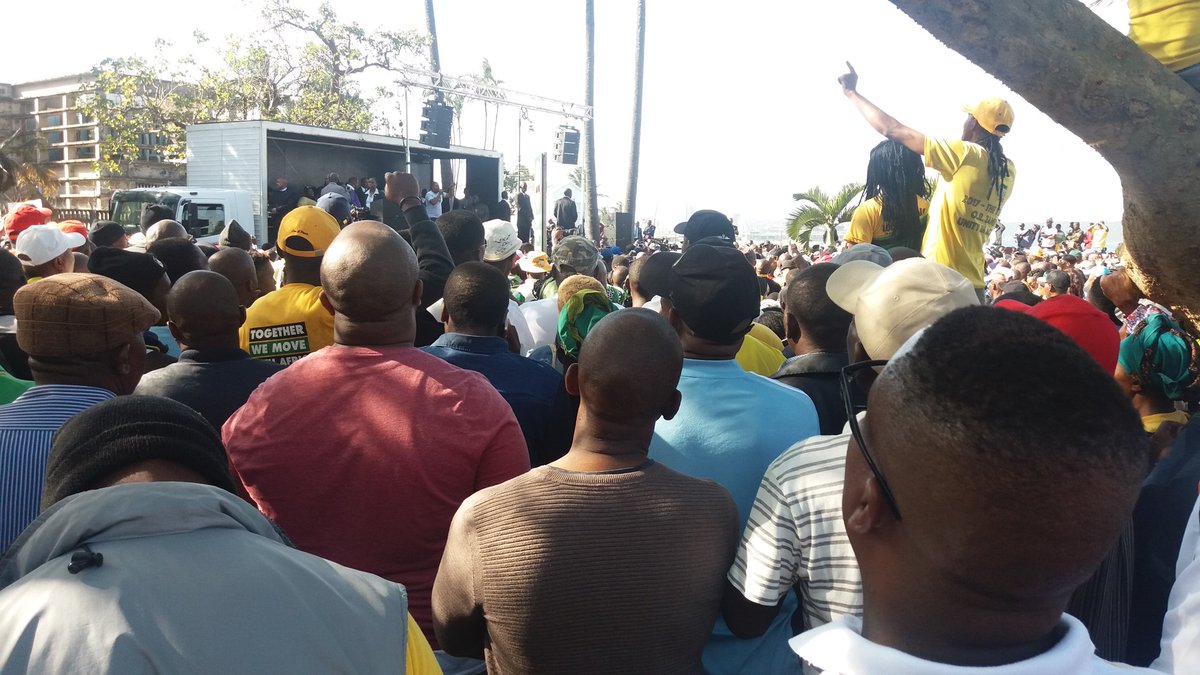 MajavuThabiso's tweet photo. Masses are here to support the people's President, comrade Jacob Zuma ✊✊ #ZumaPrayer #HandOffZuma #HandsOffZuma #WeStandWithZuma https://t.co/dTzBAMMgN4