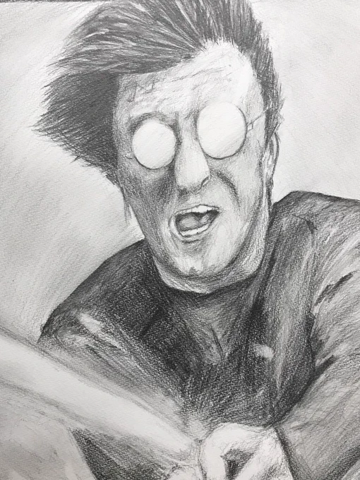 学校の美術の授業で描いた人物画 