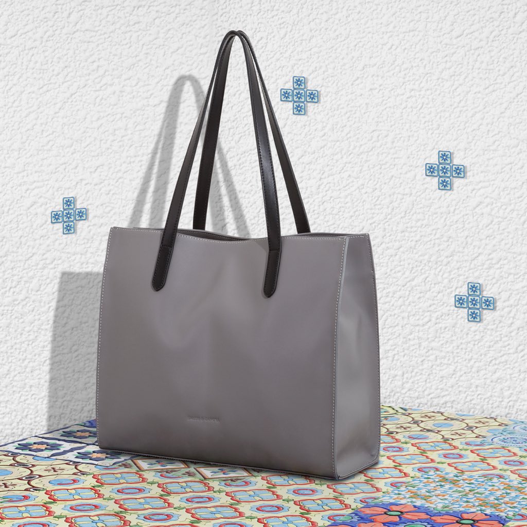 smithandcanova's tweet photo. #WIN this leather tote worth £130 ~ #RT &amp; #FOLLOW to enter #competition #freebiefriday #prize T&amp;Cs https://t.co/XmlQVTdnGO (closes 12/6 @ 12pm ) https://t.co/1Zagt7eRQf
