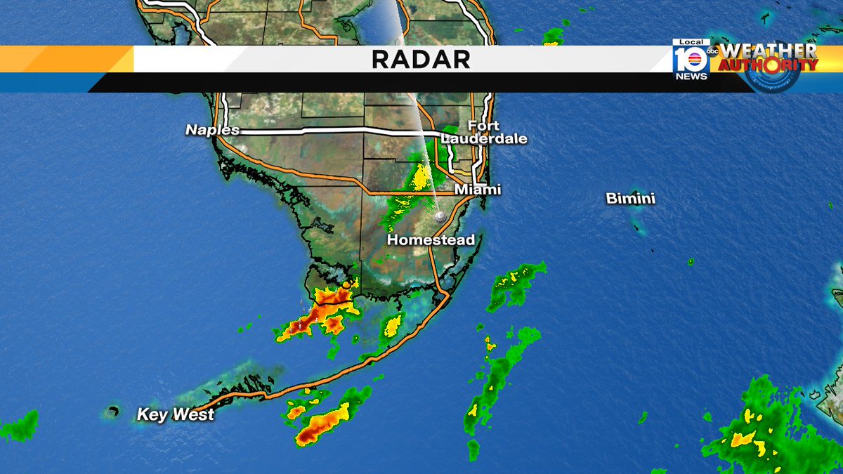 Grab your umbrella, rain is returning this morning after a wet Thursday. https://t.co/63grXYsSeZ