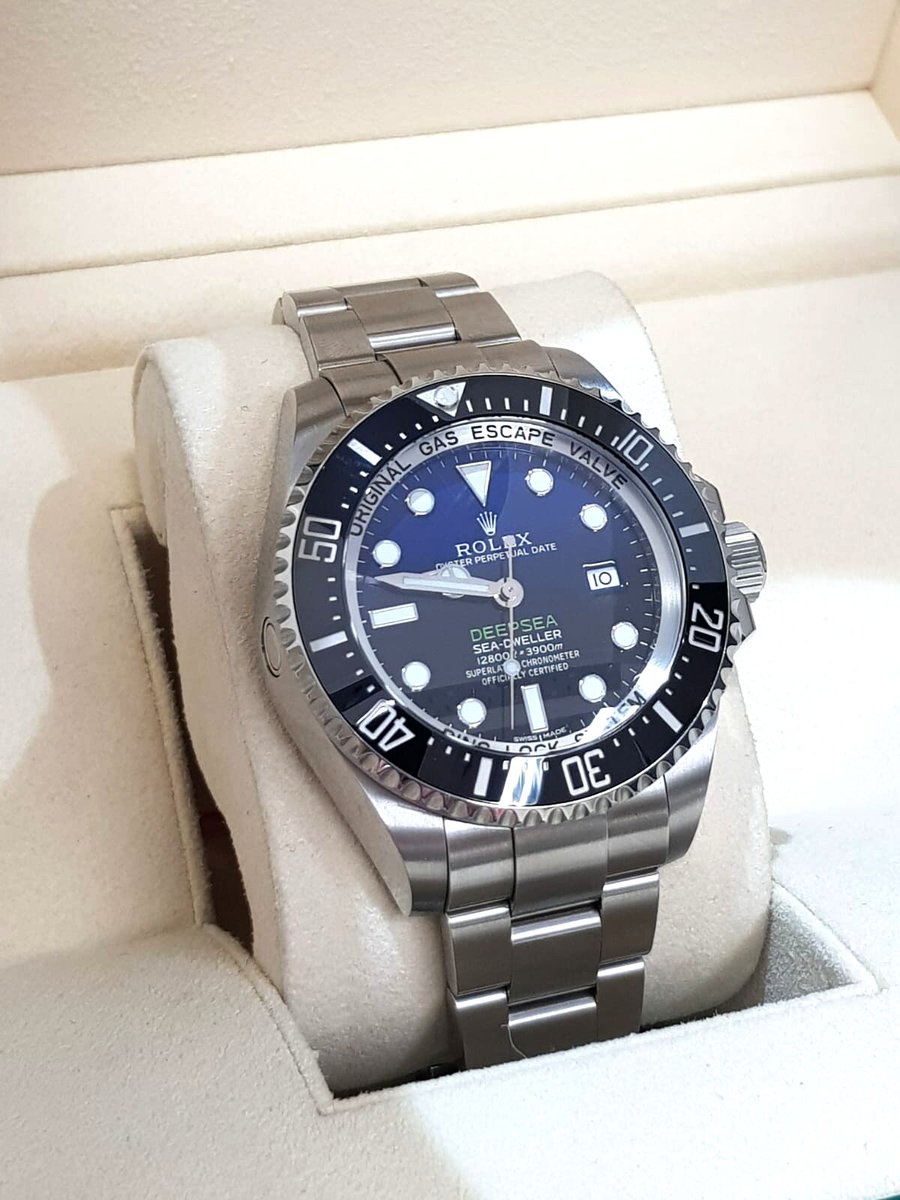Knightsfine_'s tweet photo. New in... 2016 Gents Rolex 'James Cameron' Deepsea. Box and papers. Contact the shop on 01789 266595 for any enquiries. #Rolex #JamesCameron #Deepsea #Watches #StratfordUponAvon #KnightsFineJewellery https://t.co/JPTcWlymcE
