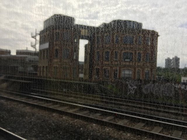 soshanau's tweet photo. The train stopped at an opportune moment to allow me to capture this lovely interesting building on my commute - sorry, the train windows are filthy but it kind of adds to the atmosphere #battersea #queenstownroad #viewfromtrain #viewfrommycommute #lovel… https://t.co/MNHodCoE1H https://t.co/wnjT2kB1iC
