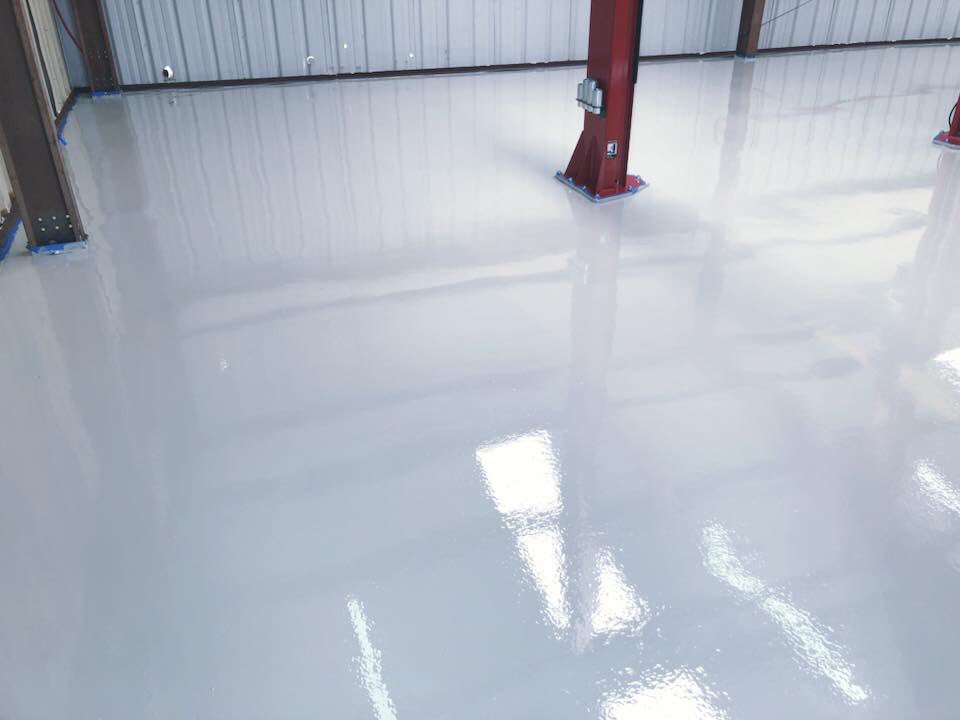 DCConceptsDFW's tweet photo. Phase #2 @kingpin_autosports 🔥
Check out Geaux Concrete Concepts for all your coating needs over in Louisiana!! 
We’ve taught them how to install our products, and we can teach you too! 💵💰💵 

#ManCaves #Shops #Garages #DIY #DistinctiveConcreteConcepts #Epoxy https://t.co/H485zbnTnh
