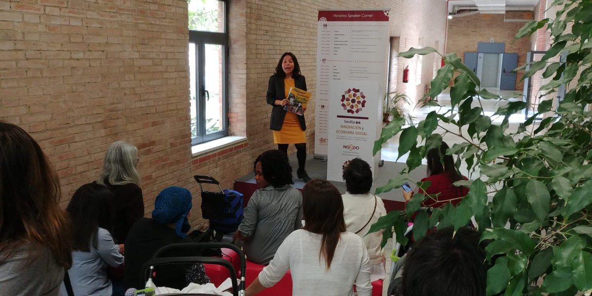 SevillaES2018's tweet photo. Éxito de participación en el #SpeakerCorner de #SevillaEs2018 https://t.co/HAhi1jb8WN