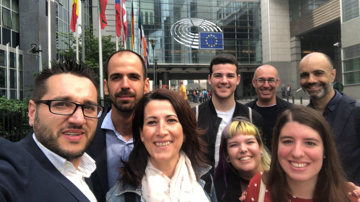 TFtalentfactory's tweet photo. Visita @Europarl_ES @fgambus_eu #Bruselas con #Dropo Winner #innobus18 @Oriol_Lazaro @FinnovaEU @mmonzollopis @ivan_ivanro01 @castillamedina @empresacat @emprendeTVE @innoAMB @BayerEspana @aiguesbcnclient @innobaix @caixabank @portdebarcelona @BMWbcnpremium @FinnovaEU https://t.co/wRZmjJZ6Yv