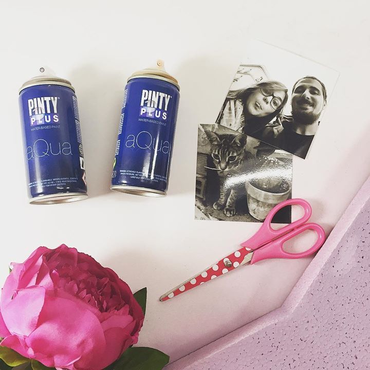 Este finde vamos a tope, además de “saraos 💃🏻” tenemos que terminar nuestra propuesta Deco para el <a href="/diyhuntersday/">DIYHunters day</a> con <a href="/handbox_/">HandBox</a> y <a href="/hpespana/">hpespana</a>. 
Desde bien temprano estamos en el taller liados, pero líos así son los que nos gustan! 😊
.
.
.
#yosoydehandb… ift.tt/1WOgfju