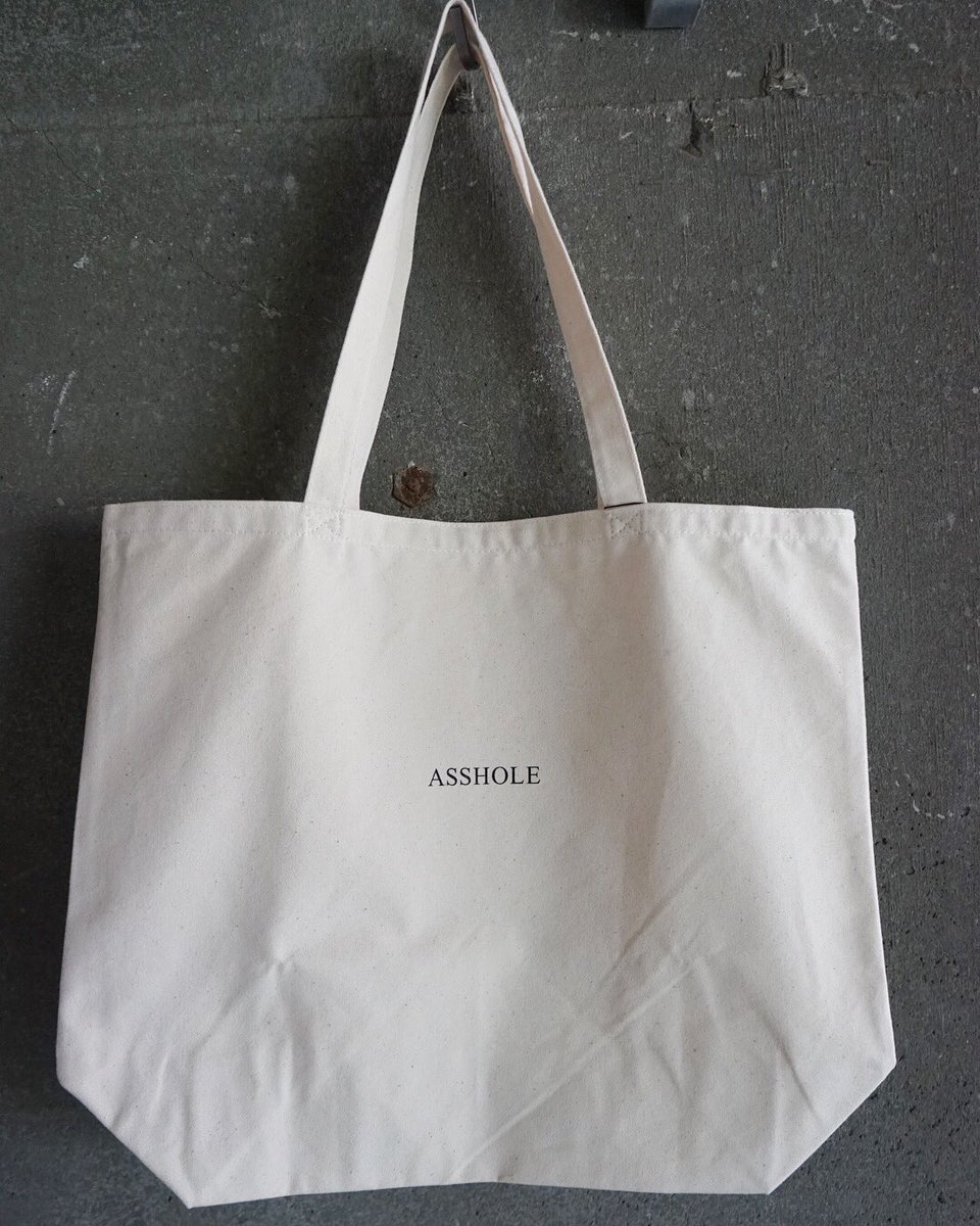 info_ener's tweet photo. SELECT BRAND
【OMG studios】
トートバッグ ASSHOLE
.
※掲載のアイテムにつきましては、お電話での通信販売もお受け出来ます。
お気軽にお問い合わせ下さい。
#ener #enertokyo #omgstudios https://t.co/9uEE8RSgRj