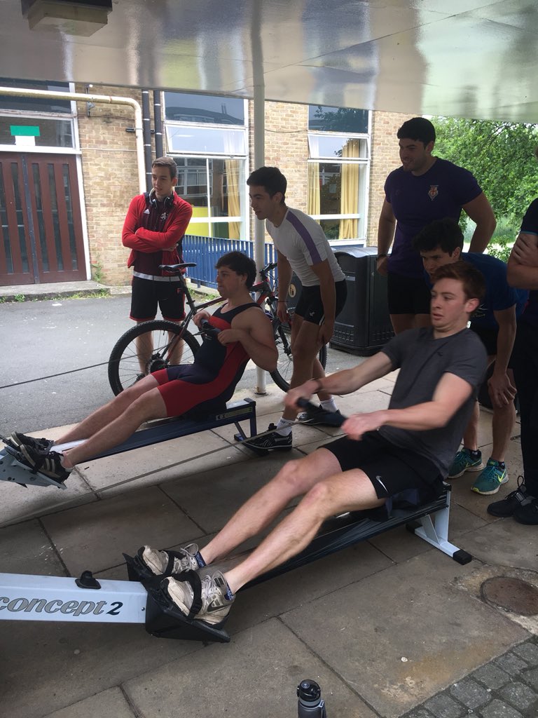 And we’re off in rowing! The Ginger giant leading the way for Mildert
