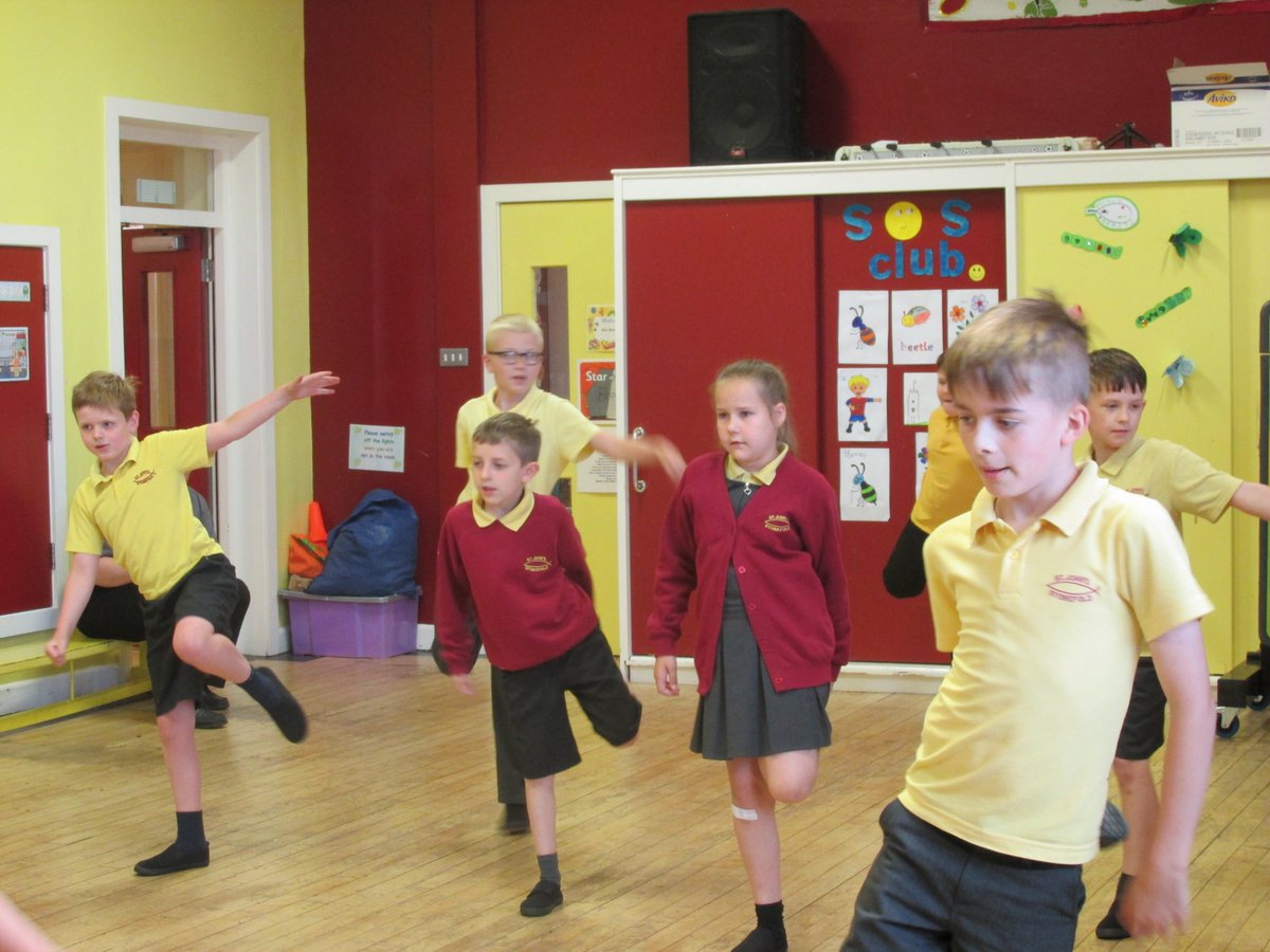 class4stonefold's tweet image. Surprise Zumba this morning, Class 4 are taking it all in their stride.