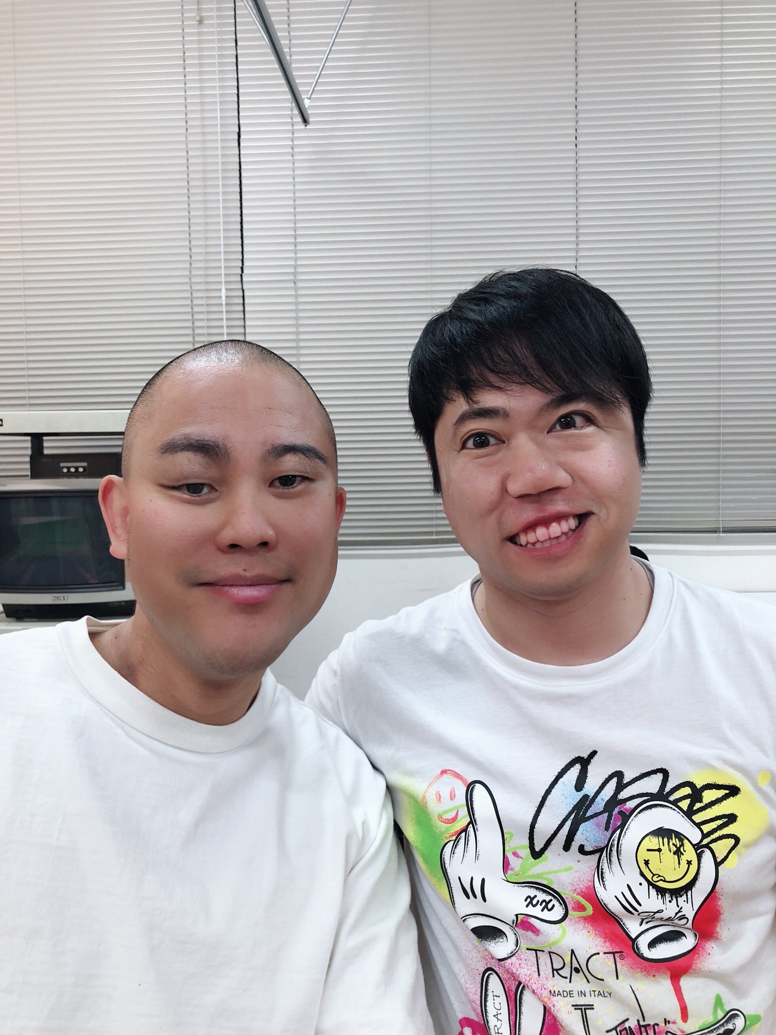 NONSTYLE井上（ノンスタイル ） on X: 顔交換したよぉ！！ コロチキナダルとアインシュタインのいなちゃんと交換。 ナダル輪郭に井上パーツは、エロいことしか考えてないモンスターやね。  いなちゃんの輪郭に井上パーツは、数十年後の自分を見てるみたい。 こうならない ...