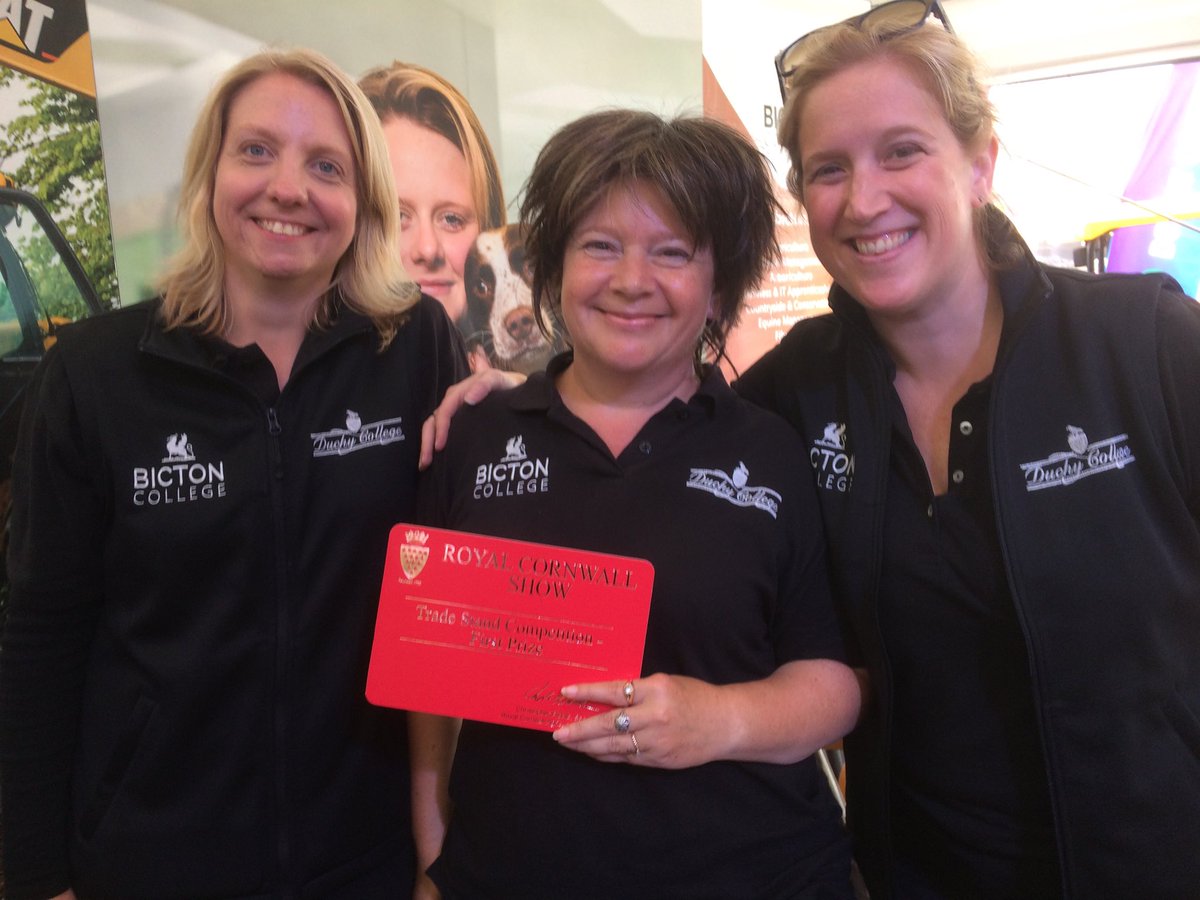DrPhil_LeGrice's tweet photo. The award winning crew @DuchyCollege @BictonCollege @RoyalCornwall https://t.co/VzjeOMkgFA