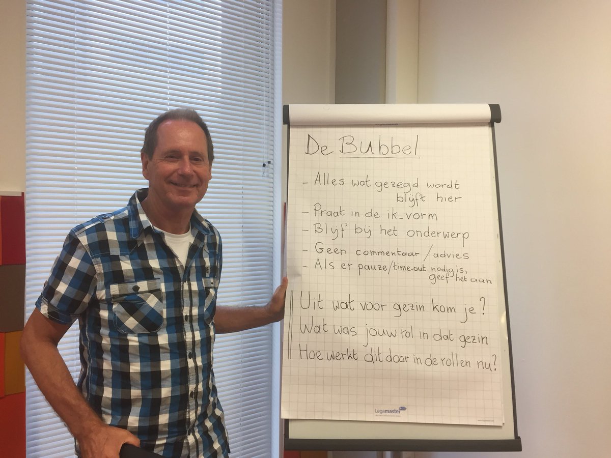 elsmakaay's tweet photo. De bubbel gepresenteerd https://t.co/XcSArHH9rW